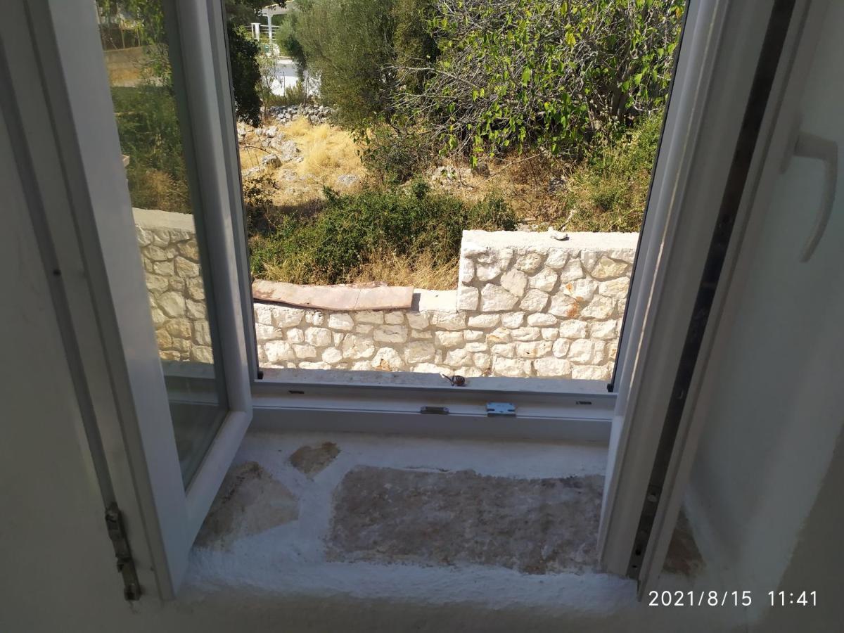 Stathis Guesthouse Fternon Экстерьер фото