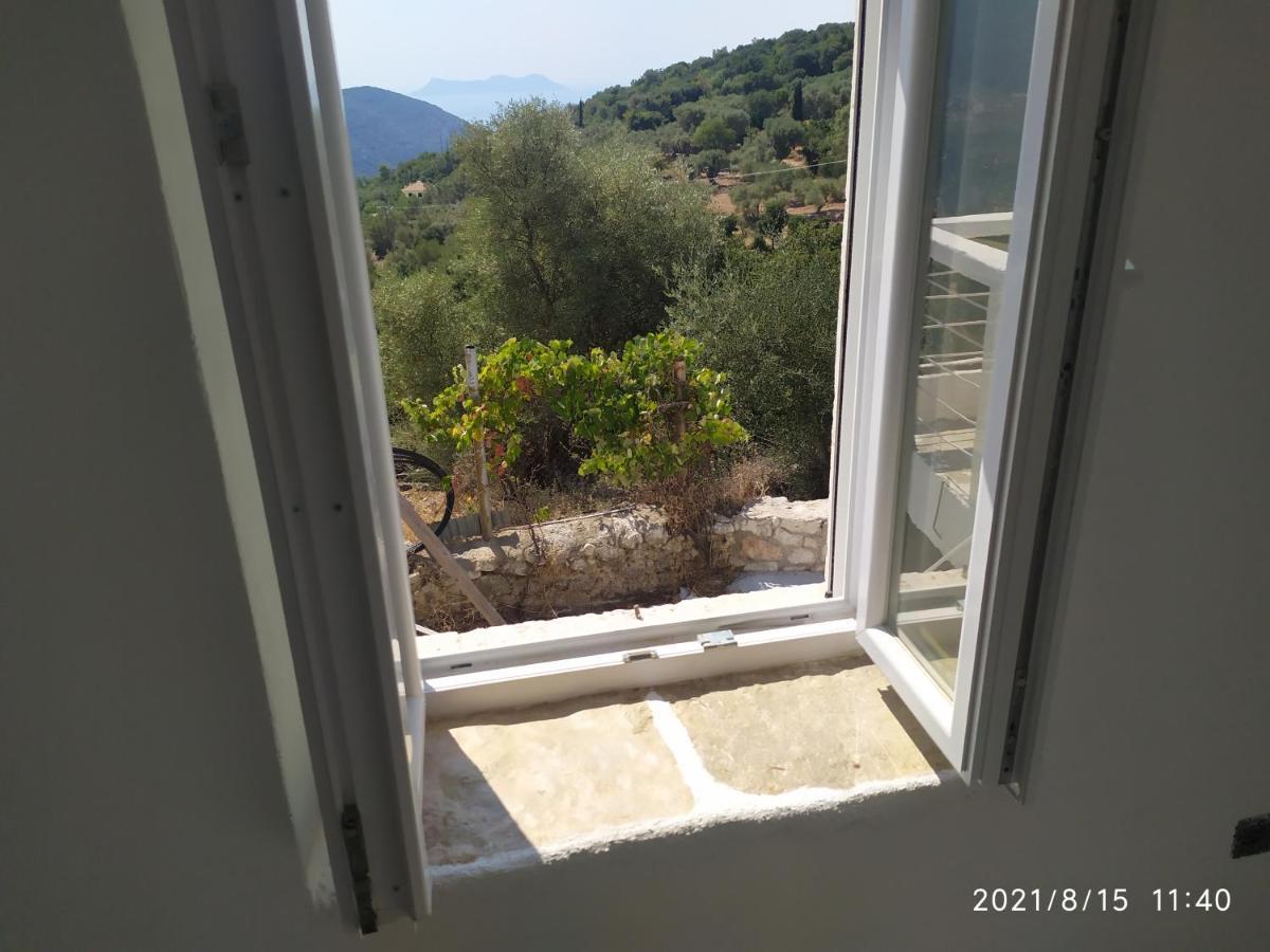 Stathis Guesthouse Fternon Экстерьер фото