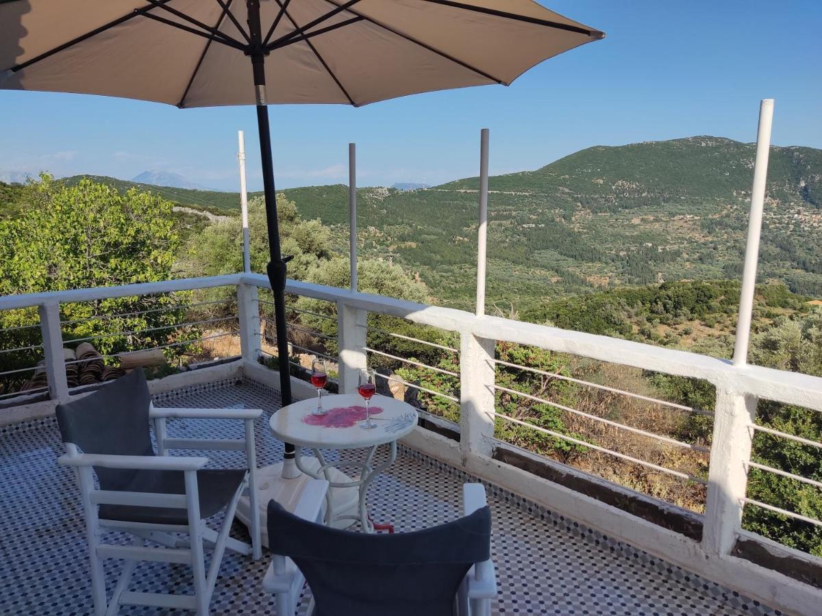 Stathis Guesthouse Fternon Экстерьер фото