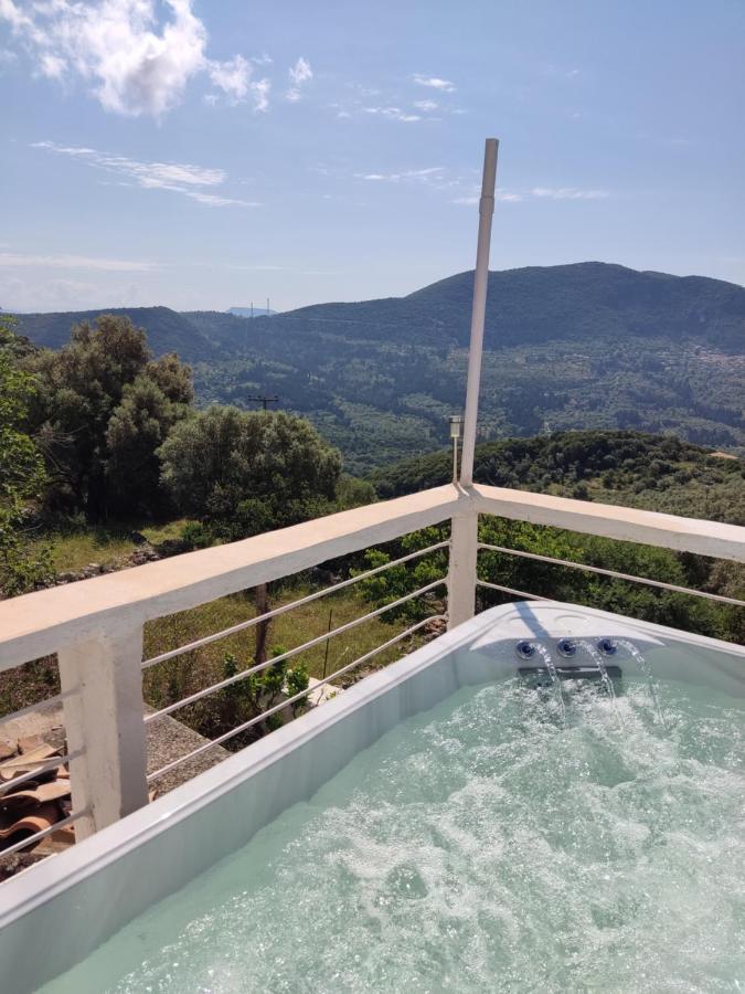 Stathis Guesthouse Fternon Экстерьер фото